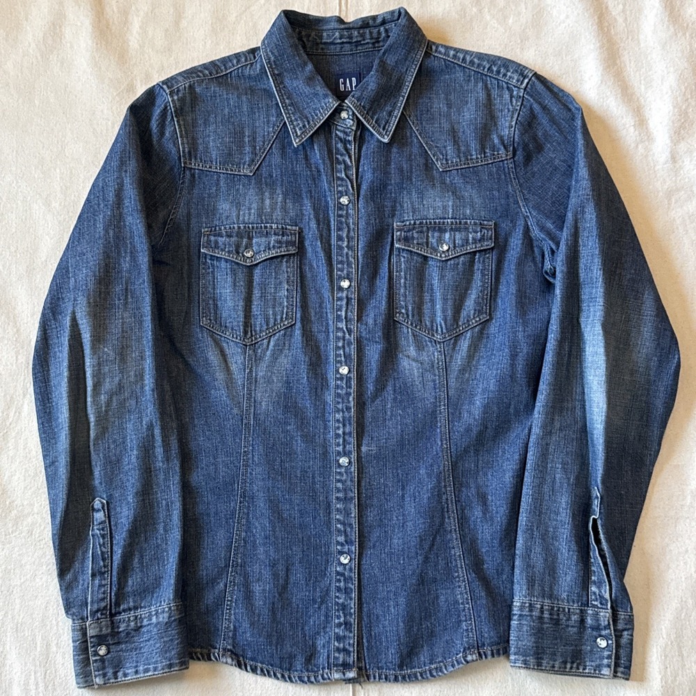 Vintage Y2K Gap Denim Western Shirt Women L Blue Pearl Snap Button Down Top Yoke